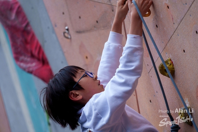 20240204_SportClimbing_Alan Li_Soho Logo_DSC05406_