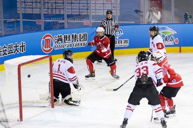 2024-02-20 ice hockey-1040
