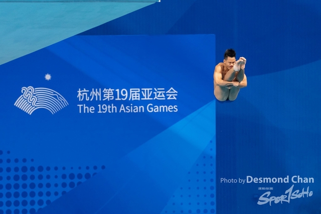 20231002 Diving 1M W A1 _DAC6033