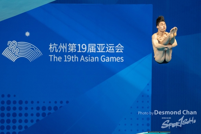 20231002 Diving 1M W A1 _DAC6095