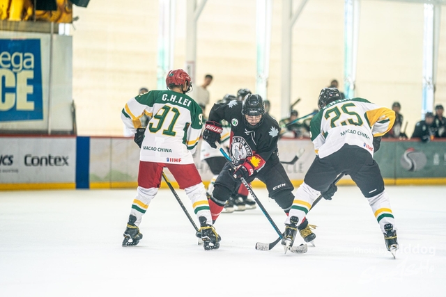 240503Hockey-6