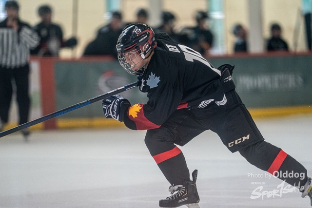 240503Hockey-23