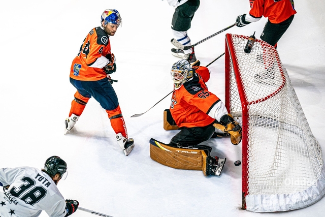 240503Hockey-68