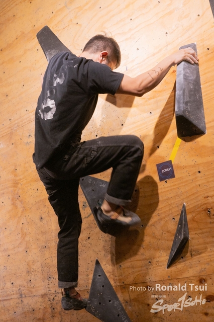 R9N_0209