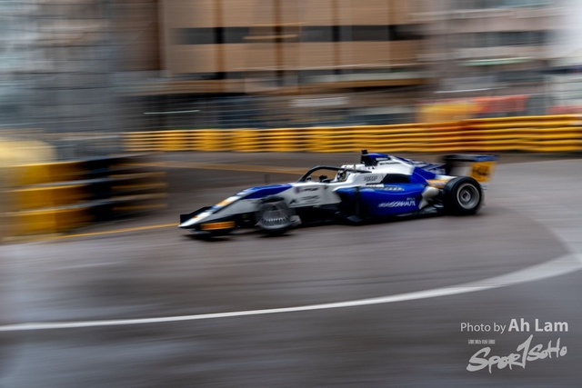 Z8A_3835
