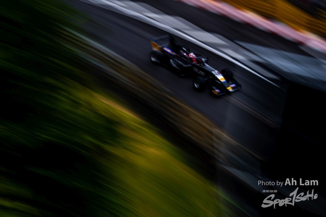 Z8A_3235