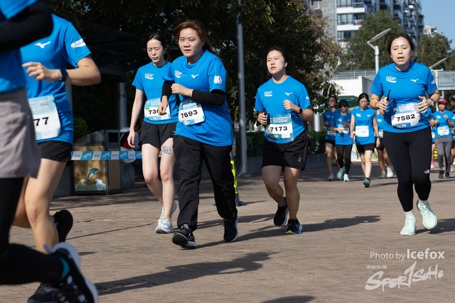 241201_Pocari_2Gun-193