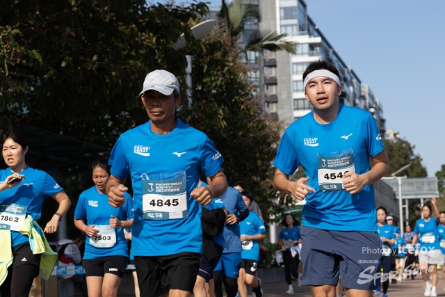 241201_Pocari_2Gun-211