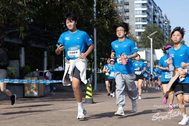 241201_Pocari_2Gun-219