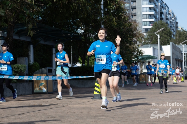 241201_Pocari_2Gun-233