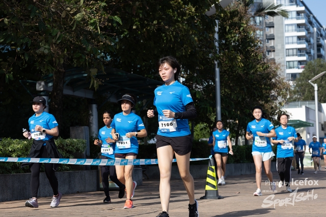 241201_Pocari_2Gun-262