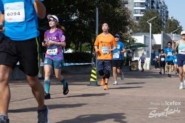 241201_Pocari_2Gun-878