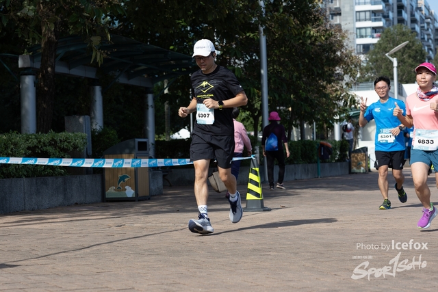 241201_Pocari_2Gun-989