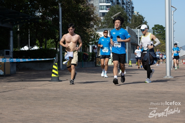 241201_Pocari_2Gun-1013