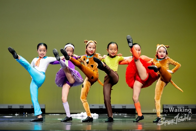 2024-11-16 Centre Stage Dance-0159