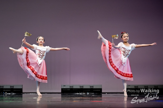 2024-11-17 Centre Stage Dance-0212