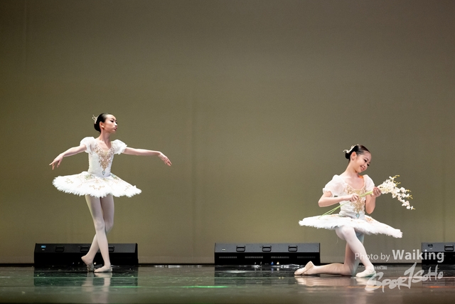 2024-11-17 Centre Stage Dance-0215