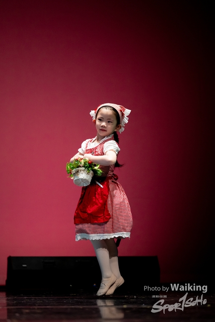 2024-11-17 Centre Stage Dance-0400