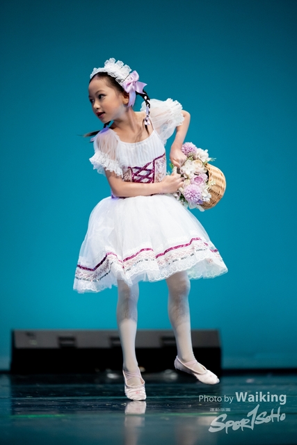 2024-11-17 Centre Stage Dance-0410