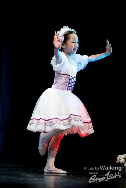 2024-11-17 Centre Stage Dance-0411
