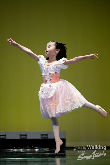 2024-11-17 Centre Stage Dance-0425