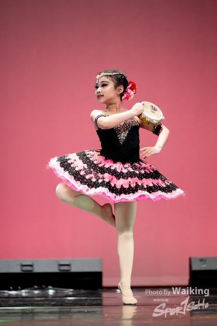 2024-11-17 Centre Stage Dance-0479