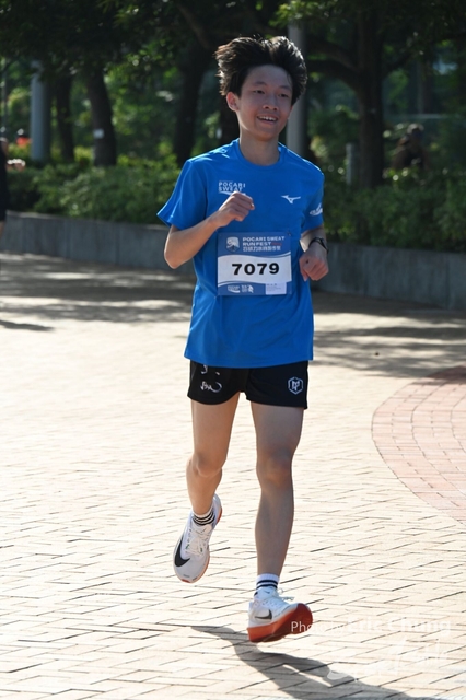 Pocari_1683