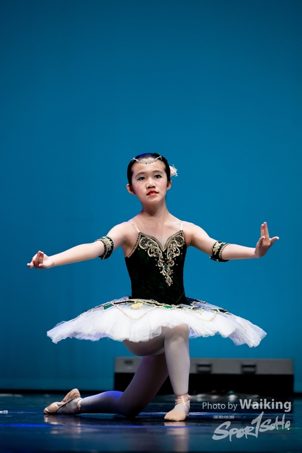 2024-11-17 Centre Stage Dance-1259