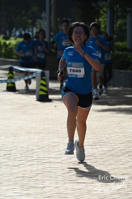 Pocari_1812