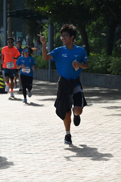 Pocari_1858
