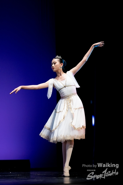 2024-11-17 Centre Stage Dance-1376