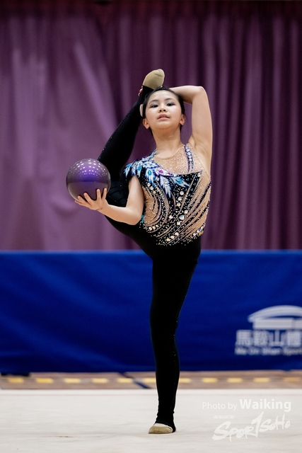 2024-11-30 RG-Ball-0042