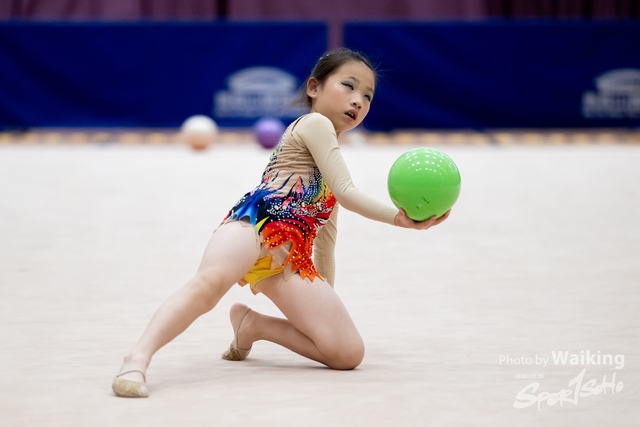 2024-11-30 RG-Ball-0454