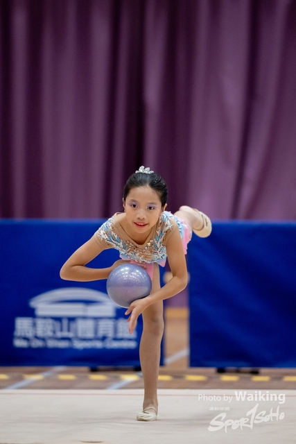 2024-11-30 RG-Ball-0127