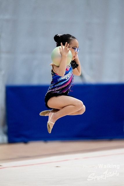 2024-11-30 RG-Ball-0532