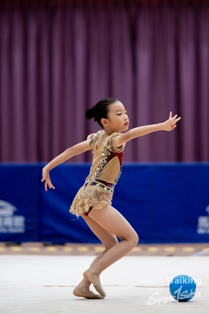 2024-11-30 RG-Ball-0566