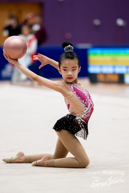 2024-11-30 RG-Ball-0582