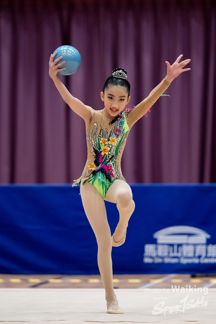 2024-11-30 RG-Ball-0338