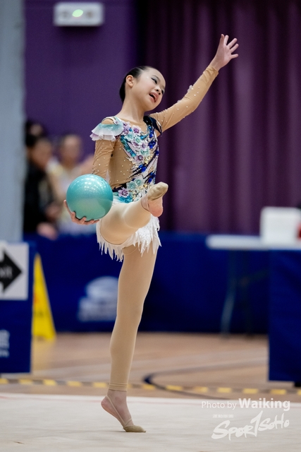 2024-11-30 RG-Ball-0383
