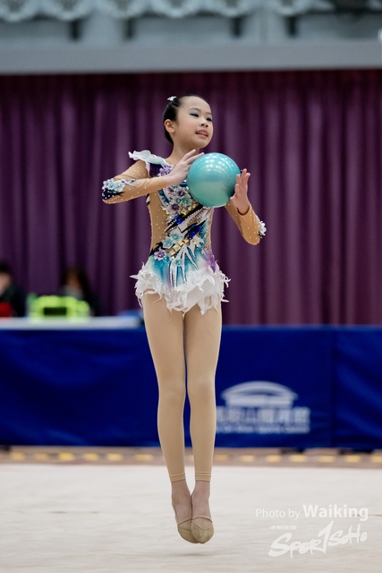 2024-11-30 RG-Ball-0384