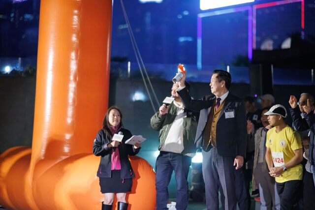YIU_4972