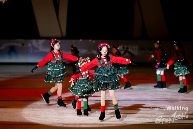 2024-12-24 Xmas Dance on Ice -0154