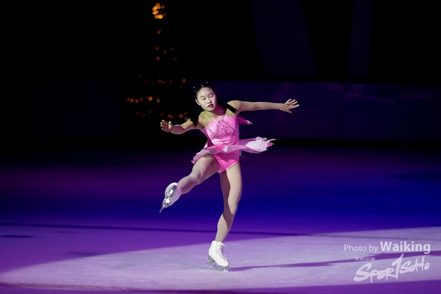 2024-12-24 Xmas Dance on Ice -0308