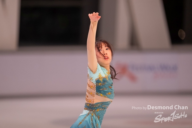 20241116 Ice Skating A1 1 DA101414-2