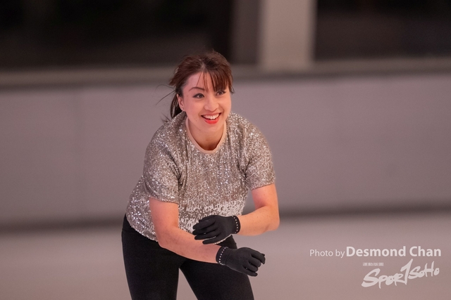 20241116 Ice Skating A1 1 DA101941-2