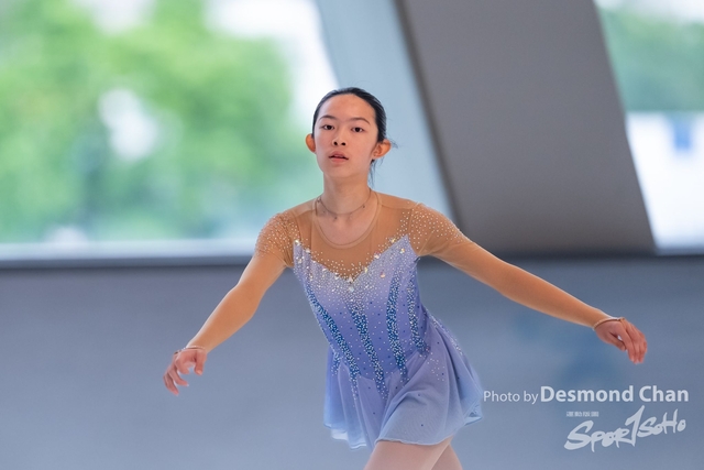 20241116 Ice Skating A1 1 DA108197-2