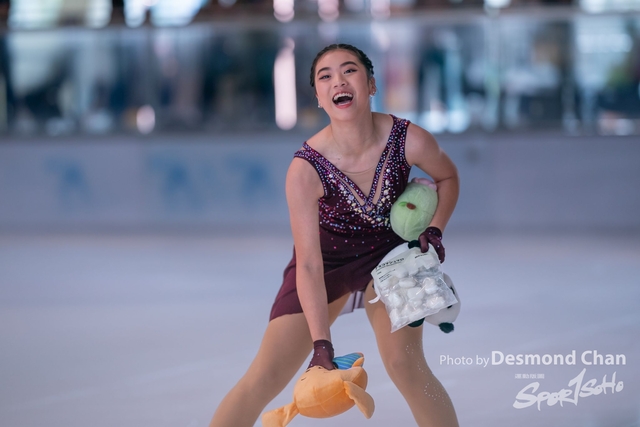 20241116 Ice Skating A9 1 _DA98960-2