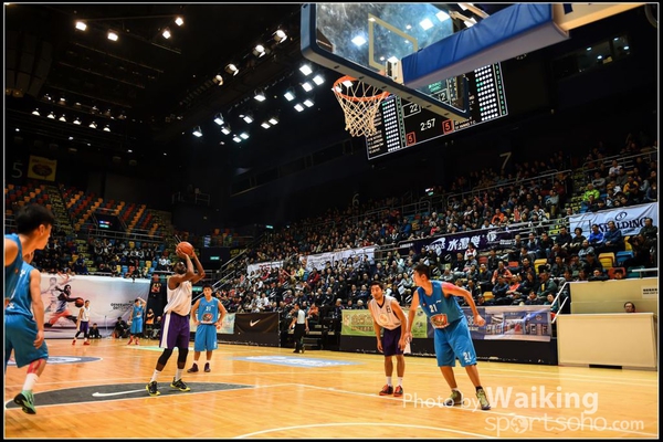150201 Basketball - 0073