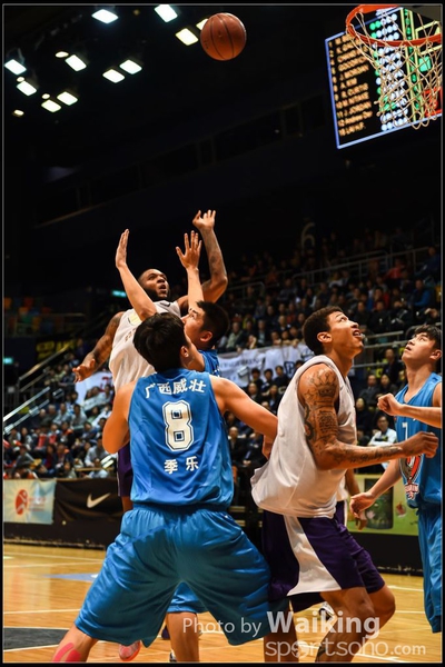 150201 Basketball - 0095
