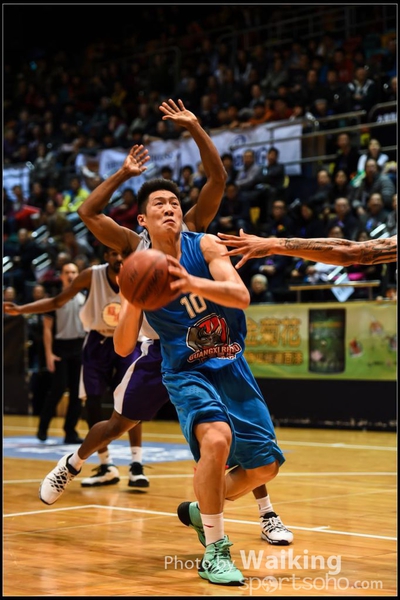150201 Basketball - 0157